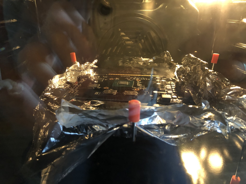 fixed my graphics card by using oven soldering | Sebastiaan Dammann